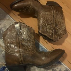 Laredo cowboy boots